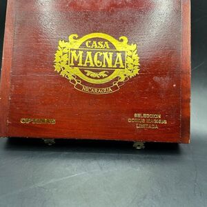 Casa Magna Optimus Cigar Box Empty 8.75 x 7 x 1.5 Red Wooden Metal Hinges